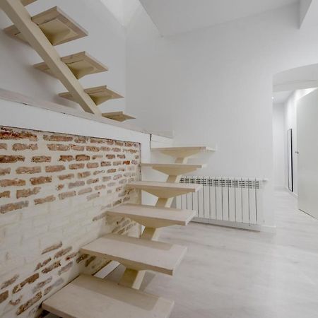 Cool/Soho Style Apt Para 9Pax C/Luciente Madrid Buitenkant foto