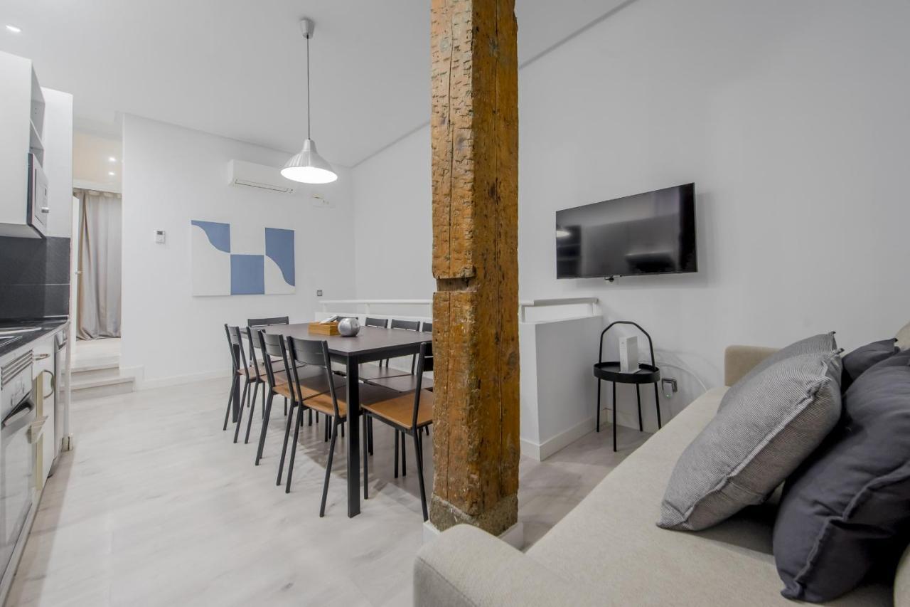 Cool/Soho Style Apt Para 9Pax C/Luciente Madrid Buitenkant foto